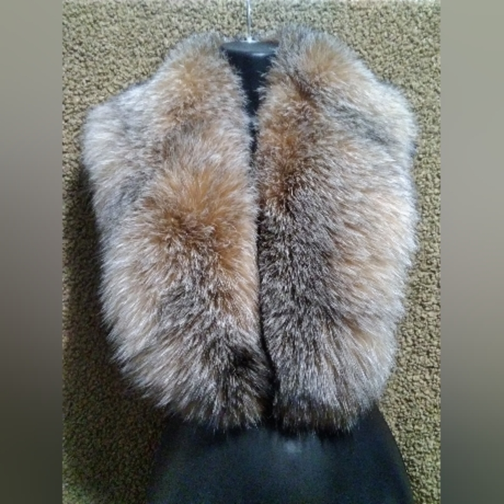 Woman's / men's fox fur removable collar